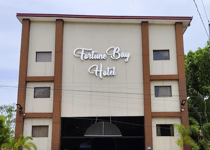 Fortunebay * Tabuelan
